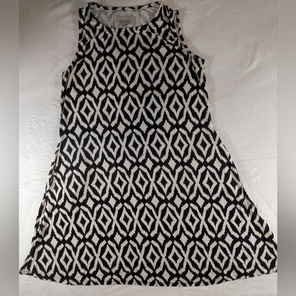 Cupio Black and Cream Zigzag Dress